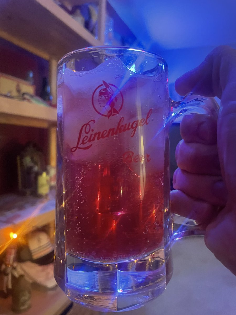 bobbleheadsup's tweet photo. Got Our Hands On Some of The New Leinenkugel’s Central Standard Brandy Old Fashioned Cocktail!  It’s Amazing…on ice in a Leinenkugel’s Mug!  #leinenkugels #centralstandard #oldfashioned #brandyoldfashioned #happyhour @leinenkugels @thecentralstandard https://t.co/FWvSK8IpGE