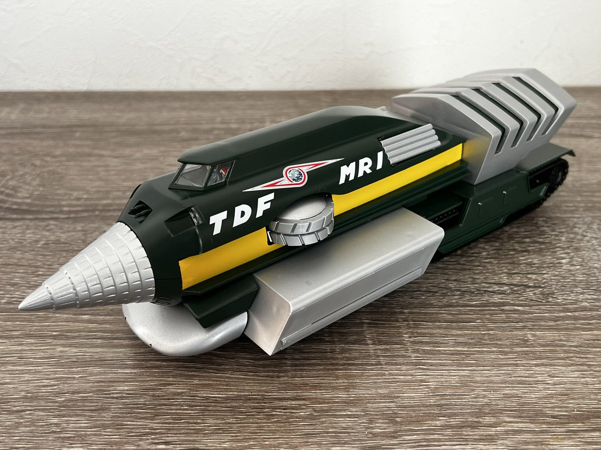 フジミ模型 1/72スケール 「ウルトラ警備隊 地底大型戦車 マグマライザー」