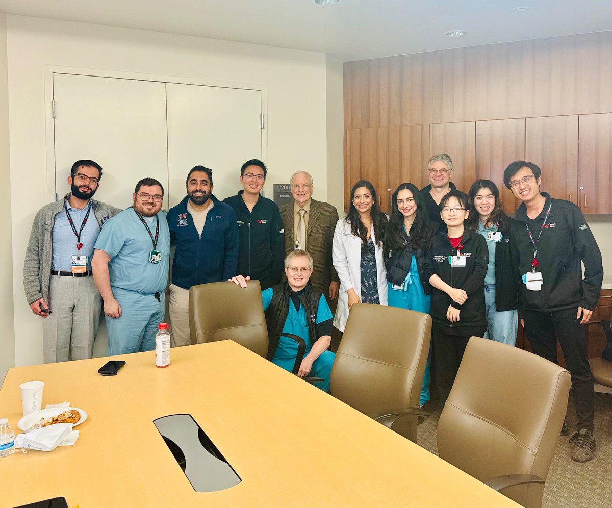 So Thankful for this amazing group of GI fellows! Happy #ThankAResidentDay2024! @CedarsSinaiMed @IBDCedarsSinai #MedEd 🥼🩺