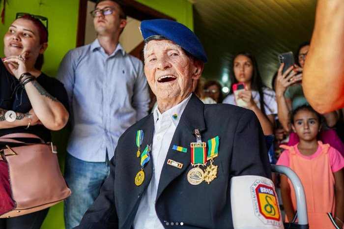 sentandoapua's tweet photo. Morre aos 102 anos ex-combatente da Serra que participou da Segunda Guerra Mundial | Pioneiro - https://t.co/cclKsYAu02
#historia #WWII #luto #FEB #102anos #Adelphi @exercitooficial @feb_brasil @MuseuANVFEBBH @anvfeb https://t.co/E0krldYALA