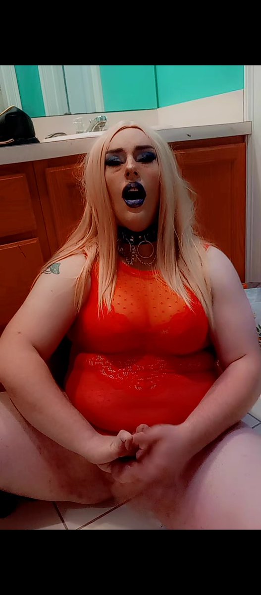 MsWillowTree's tweet photo. Heyyy everyone out there, who wants to see the video of me busting my "balls" til I squirt like the slut I am? Let me know by retweeting or commenting! As always, DMs open for Black Kings ♠️ #CNBT #Femboy #sissy #bnwo #whiteboi https://t.co/IMXDpbd2ju