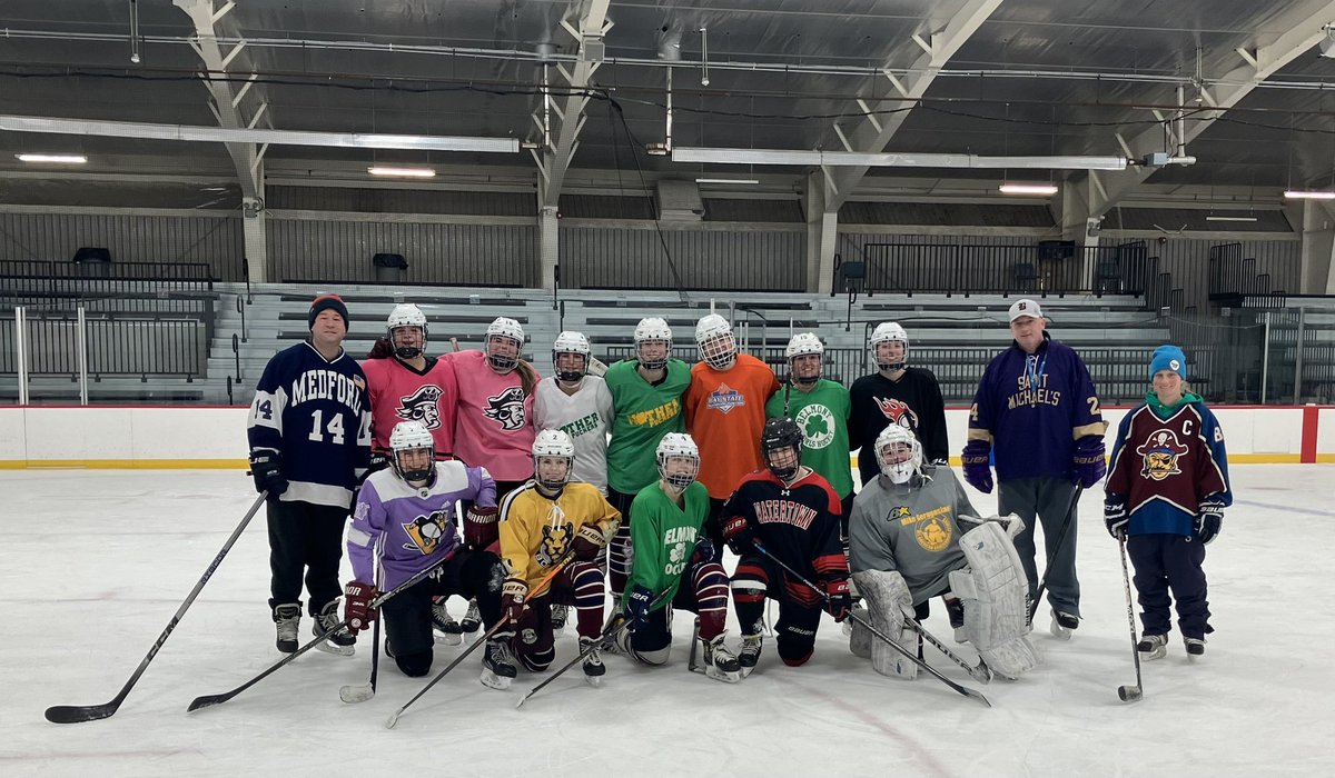 Fun school vacation “jersey” practice for Belmont/Watertown girls varsity @BHSGirlsHockey1 @BKelleher2415 @bhsmarauders