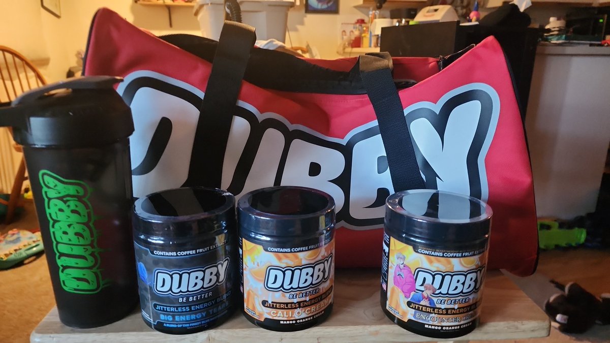 unknownguy545's tweet image. So hyped got my dubby refill, new shake and the duffle bag from @DubbyEnergy!! Just in time for my Seattle trip next weekend!!!
#dubby #BeBetter #hype