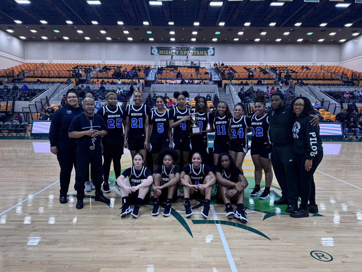 5B Champions 🏆
Great team win tonight to secure 1st place!!