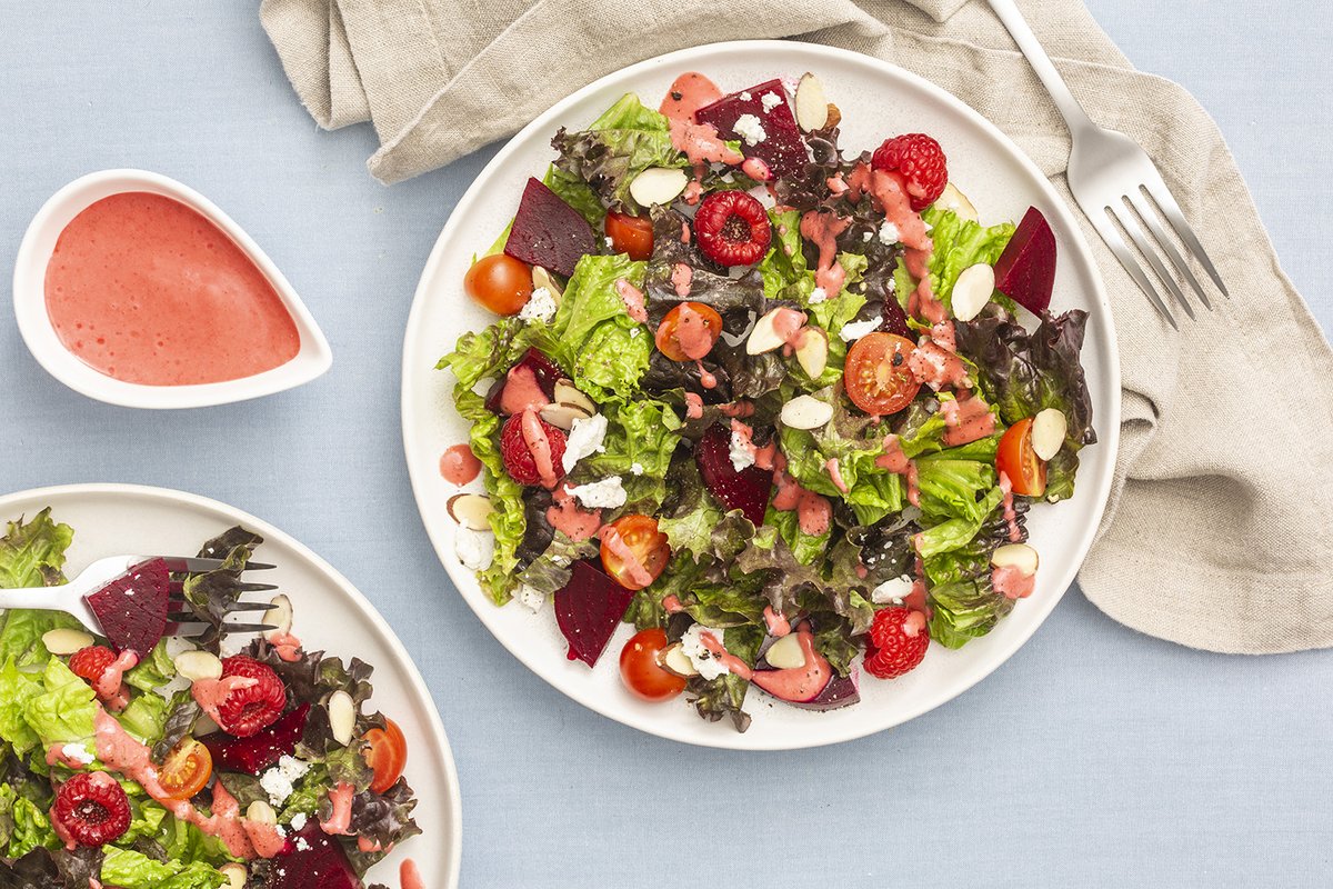 The perfect Red Salad for Heart Health Month ❤️ incorporating our Red Leaf Lettuce, perfect for any meal packed with tasty nutrients. bit.ly/3DX1iVM #farming #freshproduce #agriculture #healthyhabits #salad #recipeoftheday