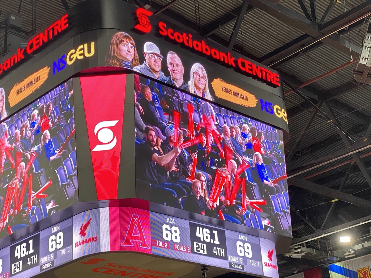 This wasn’t the final score for ⁦the women’s basketball QF but they did win. Super close but great game against 3rd place Acadia. Men won their QF against UNB this afternoon. Great day for ⁦@MUNathletics⁩! Go Seahawks go!!!