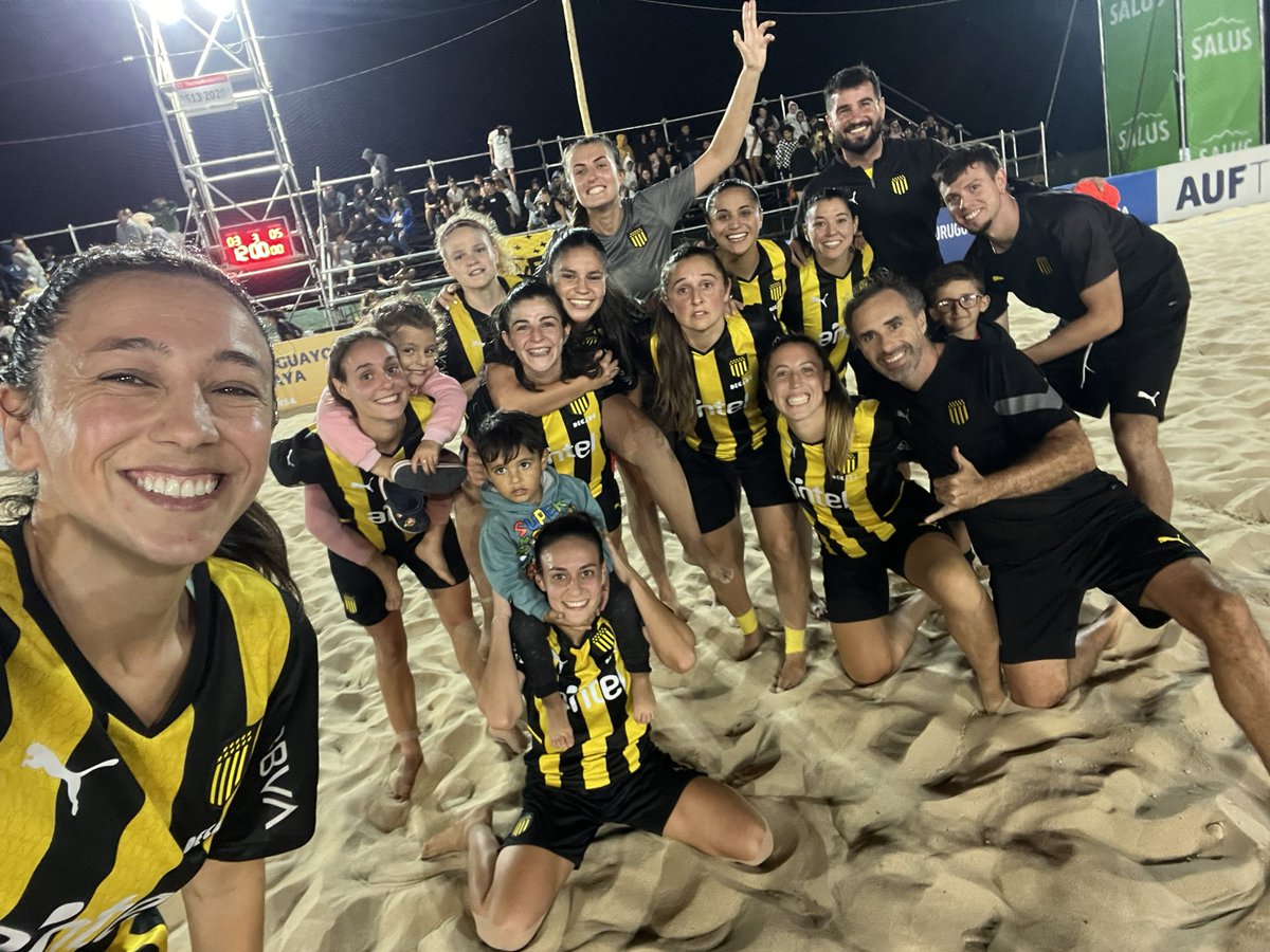 La de viernes a la noche 🏖️ 🌃