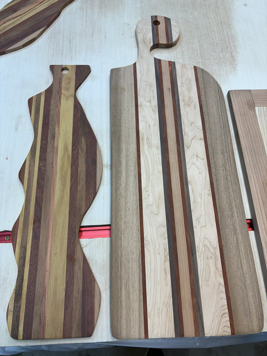 trudy_sheldon's tweet photo. A few unique items that are almost completed and ready for a new home made by Sheldon’s Custom Woodworking #SmallBusiness #woodworking #charcuterie #cuttingboard https://t.co/VbWdlctxru