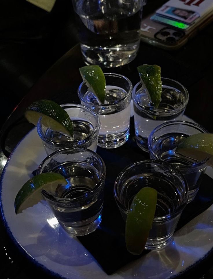 louwejed's tweet photo. eu i quem no after party?

#oscarsfmf FAZENDO MEU FILME OSCARS https://t.co/5YlC5fbmVU