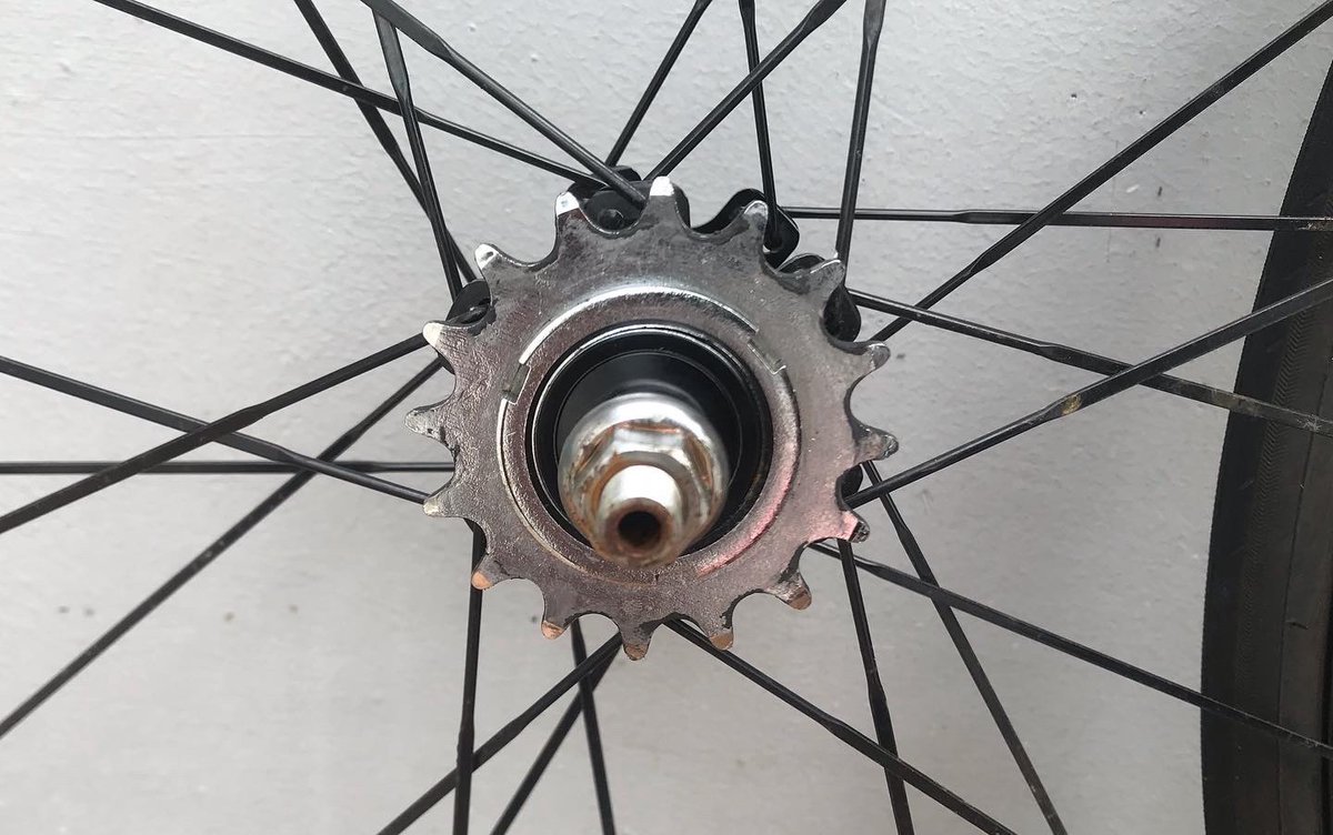 Pedagang Bekasi tweet media