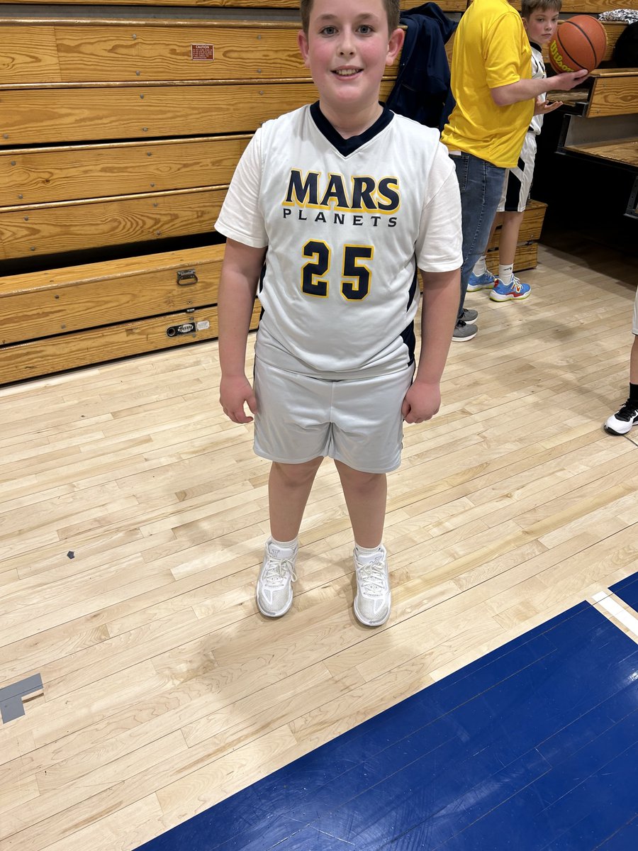 PYBL412's tweet photo. 5B: Mars 37 I North Allegheny 9

Trey "The Slay" Raishart scored more for Mars in this game with 10 points than North Allegheny scored as a team!

What. A. Game!! https://t.co/KYsFcfJGYj