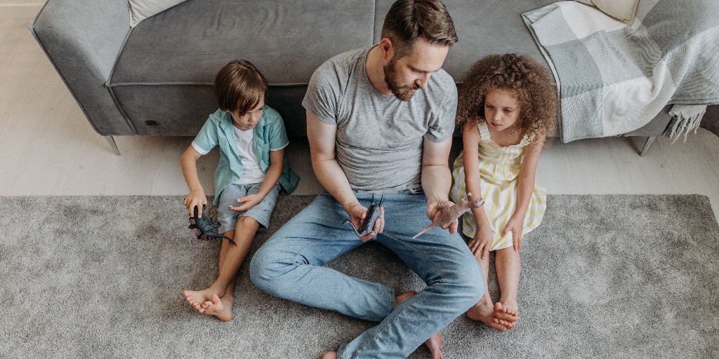 joinvroom's tweet photo. Here's a #VroomTip that will boost your kiddo's language skills: Take turns coming up with animal rhymes. "There's a mouse in the house." Then they could say, "A frog sits on a log." Go back and forth coming up with animals and rhyming words.
Get creative and silly! 🤪 https://t.co/ZVrhlpyteA