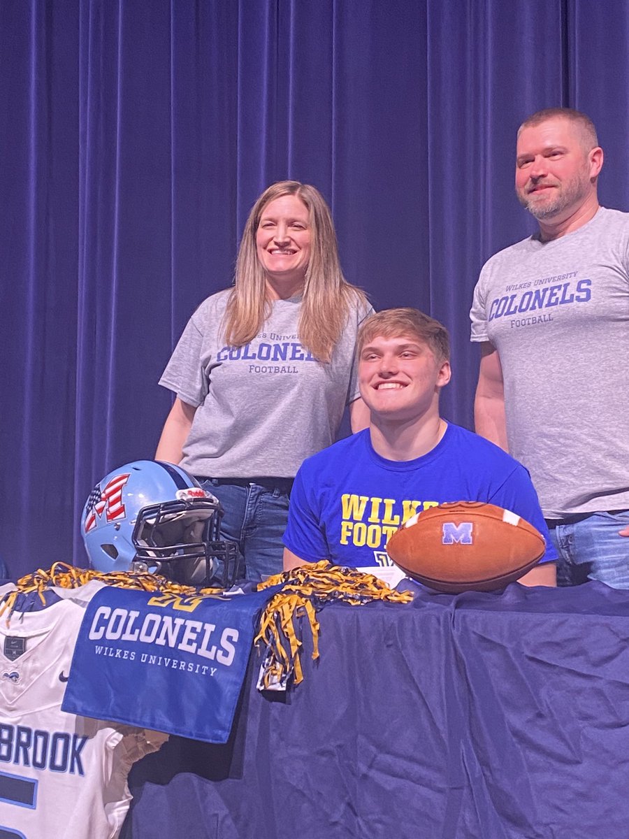 Josh Haymore (@millbrookfb) on Twitter photo What an awesome night to see all of our student athletes showing their commitment to their next chapter like they showed their commitment to the Ⓜ️! <a href="/RyanHecker3/">Ryan Hecker</a> <a href="/Cole_Purdy_/">Cole Purdy</a> <a href="/xavier_floyd2/">Xavier Floyd</a> and <a href="/CohenCreswell05/">Cohen Creswell</a> !!! Super Proud! #JustWin What an awesome night to see all of our student athletes showing their commitment to their next chapter like they showed their commitment to the Ⓜ️! <a href="/RyanHecker3/">Ryan Hecker</a> <a href="/Cole_Purdy_/">Cole Purdy</a> <a href="/xavier_floyd2/">Xavier Floyd</a> and <a href="/CohenCreswell05/">Cohen Creswell</a> !!! Super Proud! #JustWin