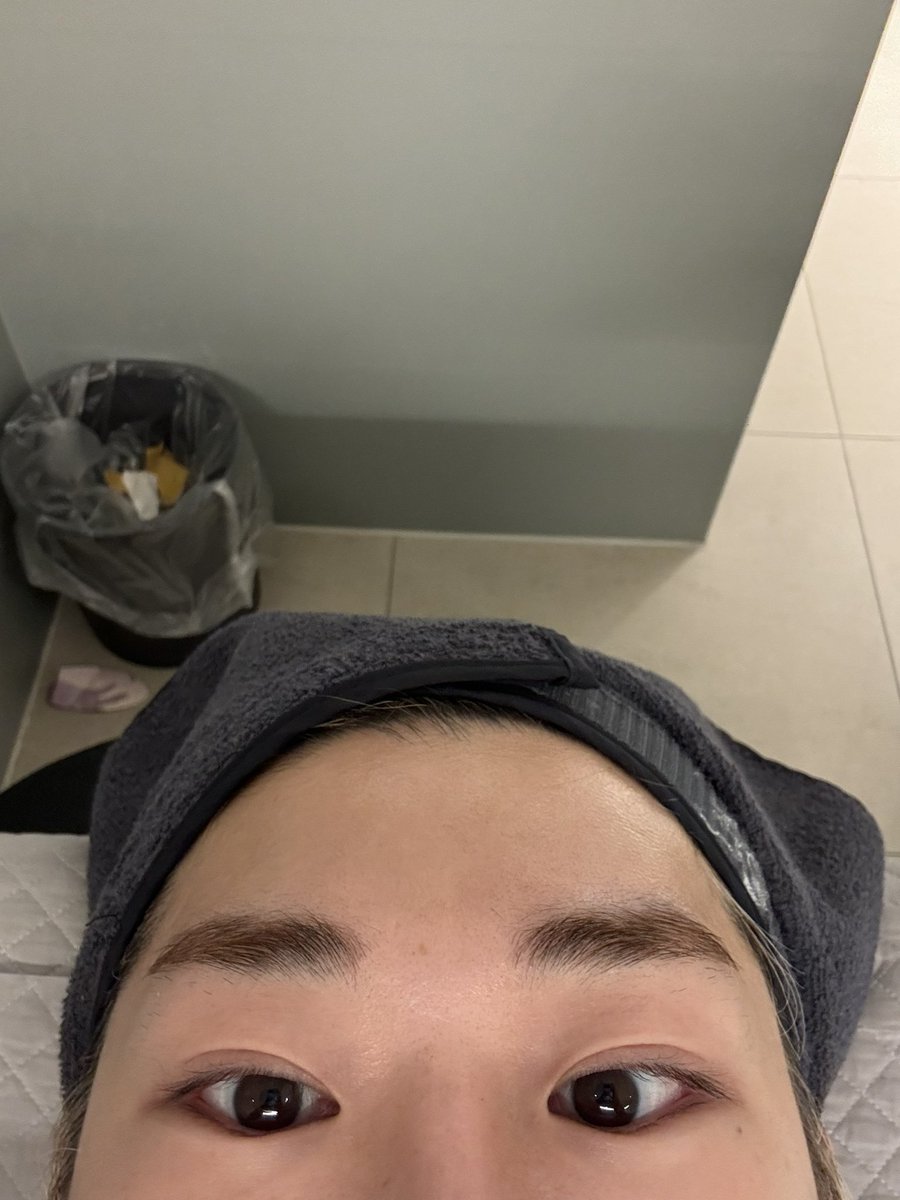 👀
