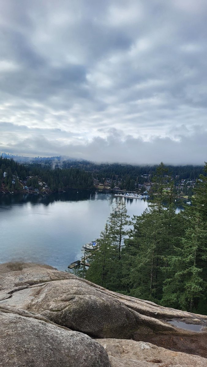 Anna Blefare tweet media