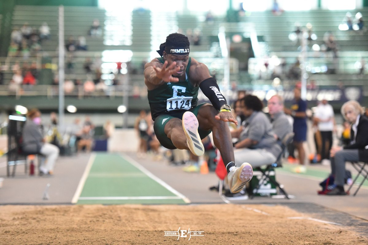 #FridayFrames

Check out the action from the first day of competition at the 2024 <a href="/MACSports/">MACtion</a> Championships in Ypsilanti!

🖼️ bit.ly/3STKjea

#EMUEagles | #ChampionsBuiltHere
