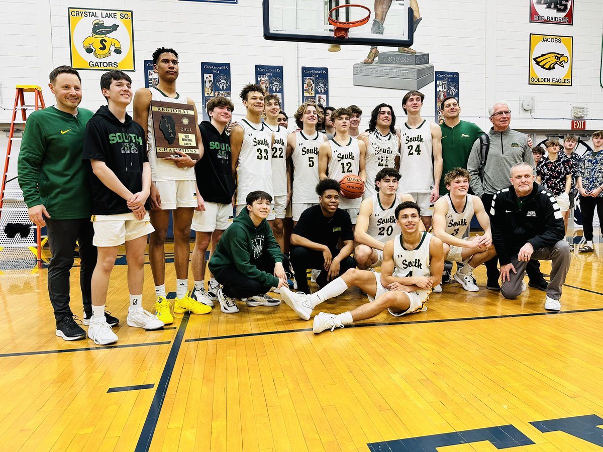 Final: CL South 73 Wheaton Academy 52 Gators start fast and play a complete game to secure the Regional Championship! @CLSGatorNation you were awesome tonight! Will play Tuesday night in Kaneland Sectional. 🐊 🏀 #back2back