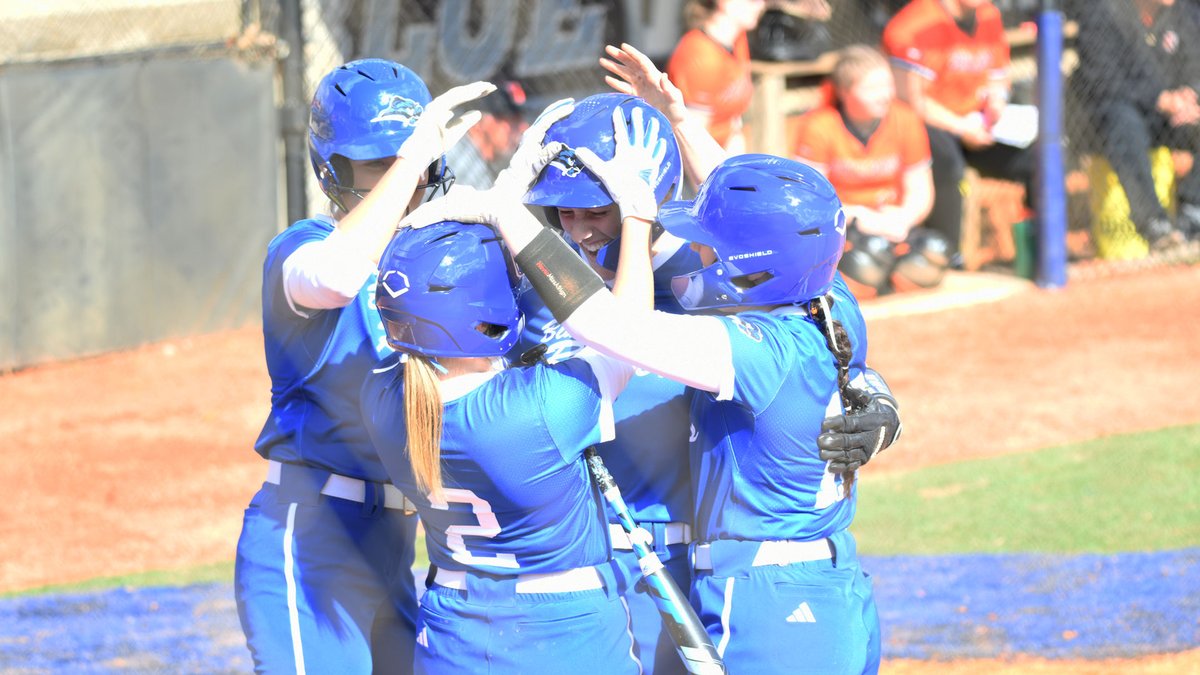 A walk-off home run and a perfect game??

Not a bad home opener for the @LWCSoftball team!

📰 shorturl.at/dAM34

#GoBlueRaiders⚔️