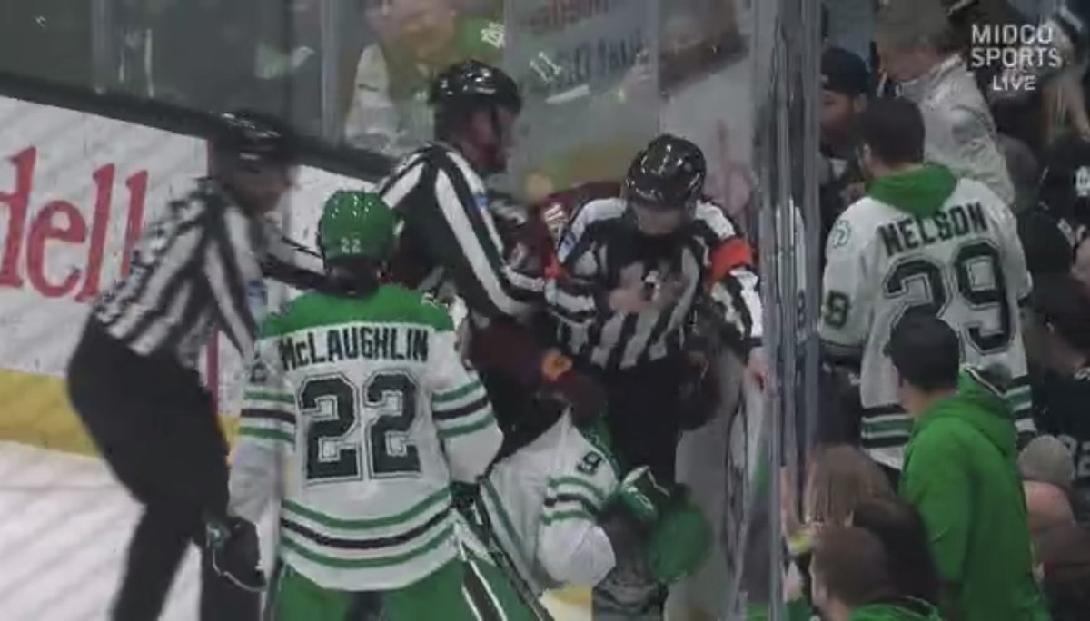 venividiveech's tweet image. NoDak when it’s time to pay the piper after playing the pest role the fans clamor for: