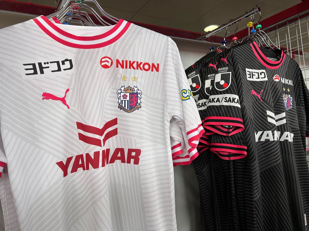 CEREZOSTORE🏬 ストアではその場でのネーム＆ナンバー圧着が可能です