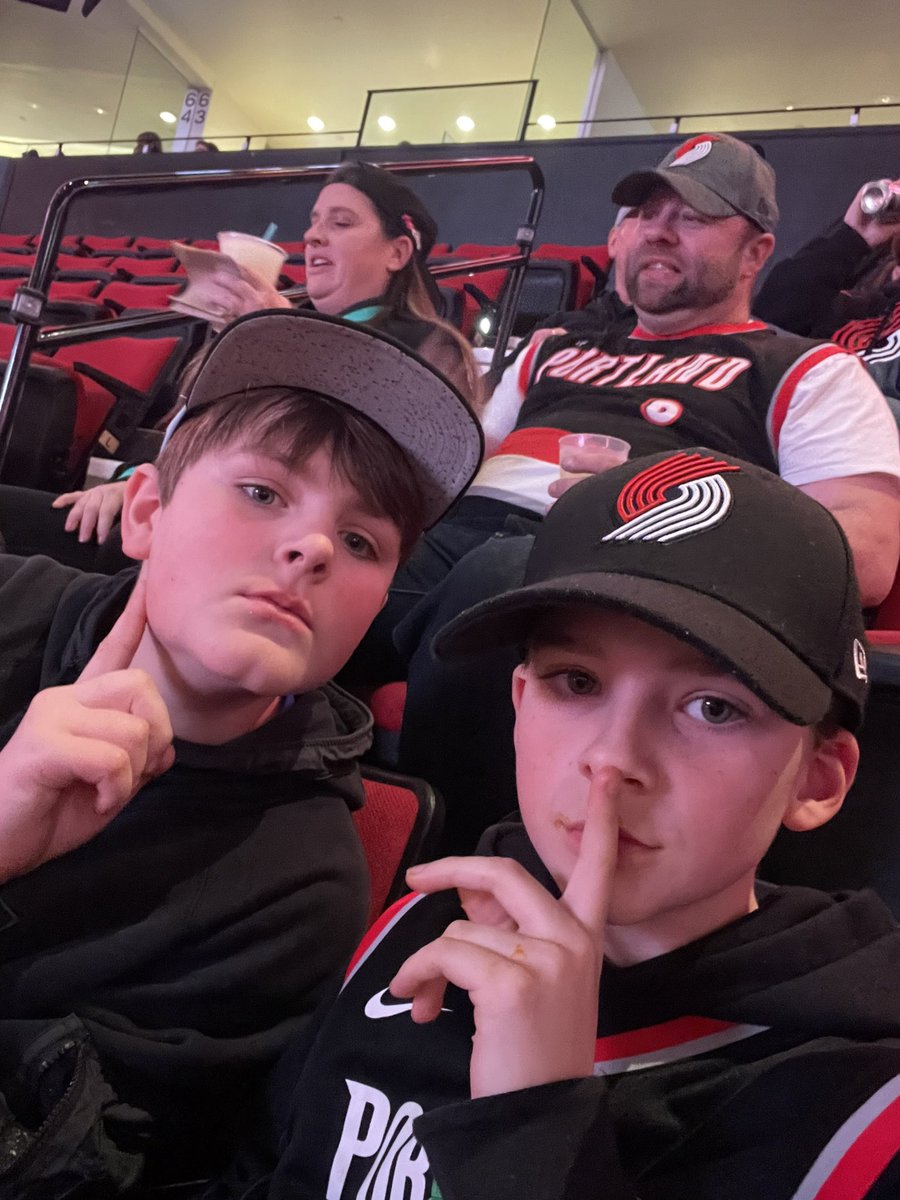 GFizeek's tweet photo. #ripcity https://t.co/8i4EkR3z14