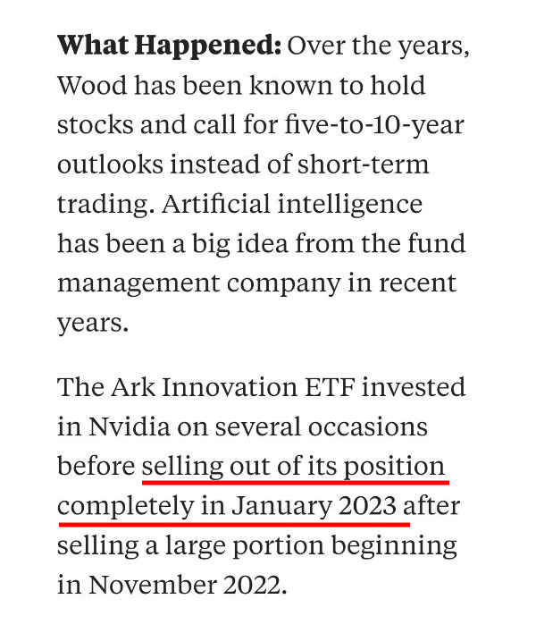 desmondwira's tweet photo. Habis jual saham, eh sahamnya naik gila-gilaan sampai multibagger

Kalau jadi investornya, pasti jedukin kepala. Menyesal setengah mati

Kejadian seperti itu tidak cuma dialami investor pemula. Tapi investor berpengalaman juga mengalami

Contoh Cathie Wood. Fund miliknya ARK Innovation ETF berinvestasi di NVidia. Januari 2023 menjual semua saham tsb. Malah harga sahamnya naik tajam sd +400% lebih sejak dijual. Jualnya pas di bottom lagi 🤣

Memang Cathie Wood sudah untung dari penjualan NVidia. Alasan penjualannya karena valuasi sudah tinggi dan rebalancing portofolio. Tapi dijamin gondok juga melihat habis jual saham, malah makin bagger

Sebaik apapun analisis yang dilakukan, kadang market bergerak tidak sesuai nalar. Yah dimaklumi saja. Suatu saham yang dianggap valuasinya sudah ketinggian, harganya malah bisa naik lagi. Suatu saham yang dianggap valuasinya sudah kemurahan, harganya malah bisa turun lagi. Memang market sifatnya suka guyon 😂