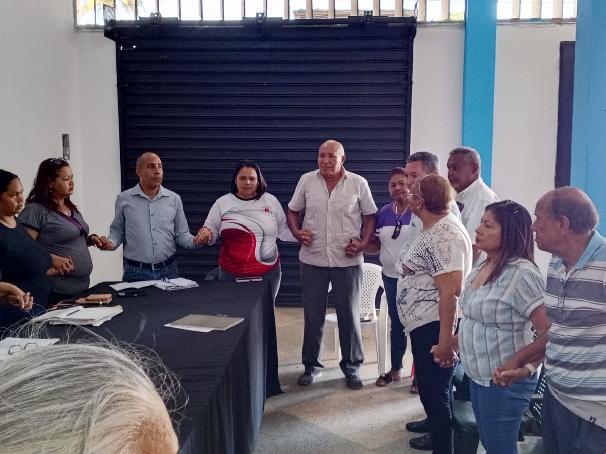 adeltaweb's tweet photo. Organización
Trabajo, Constancia, Estrategia y Militancia, al servicio de VZLA y del cambio democrático, pacífico y electoral. El pueblo decidió su futuro en #primaria22OCT y los adecos en Resistencia, honramos el compromiso de apoyar a la ganadora @MariaCorinaYA  @PieroMaroun https://t.co/9CH5MpxSwk