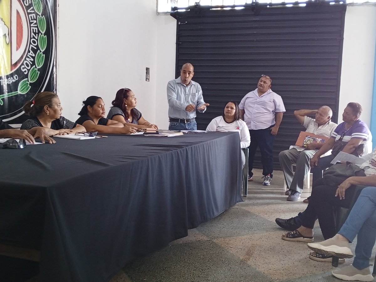 adeltaweb's tweet photo. Organización
Trabajo, Constancia, Estrategia y Militancia, al servicio de VZLA y del cambio democrático, pacífico y electoral. El pueblo decidió su futuro en #primaria22OCT y los adecos en Resistencia, honramos el compromiso de apoyar a la ganadora @MariaCorinaYA  @PieroMaroun https://t.co/9CH5MpxSwk