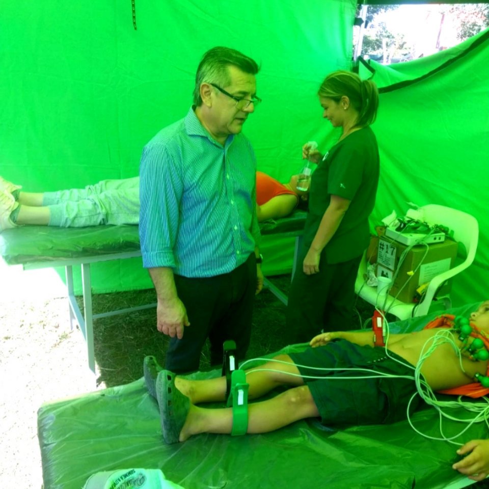 Desde la Subsecretaria de Salud Pública a cargo del Dr. Luis S. Pérez, en el día de hoy se desplegó un amplio operativo de salud en el asentamiento del #BarrioPirayuí I. Con el objetivo de facilitar a los estudiantes la ficha médica de aptitud física para el inicio lectivo 2024