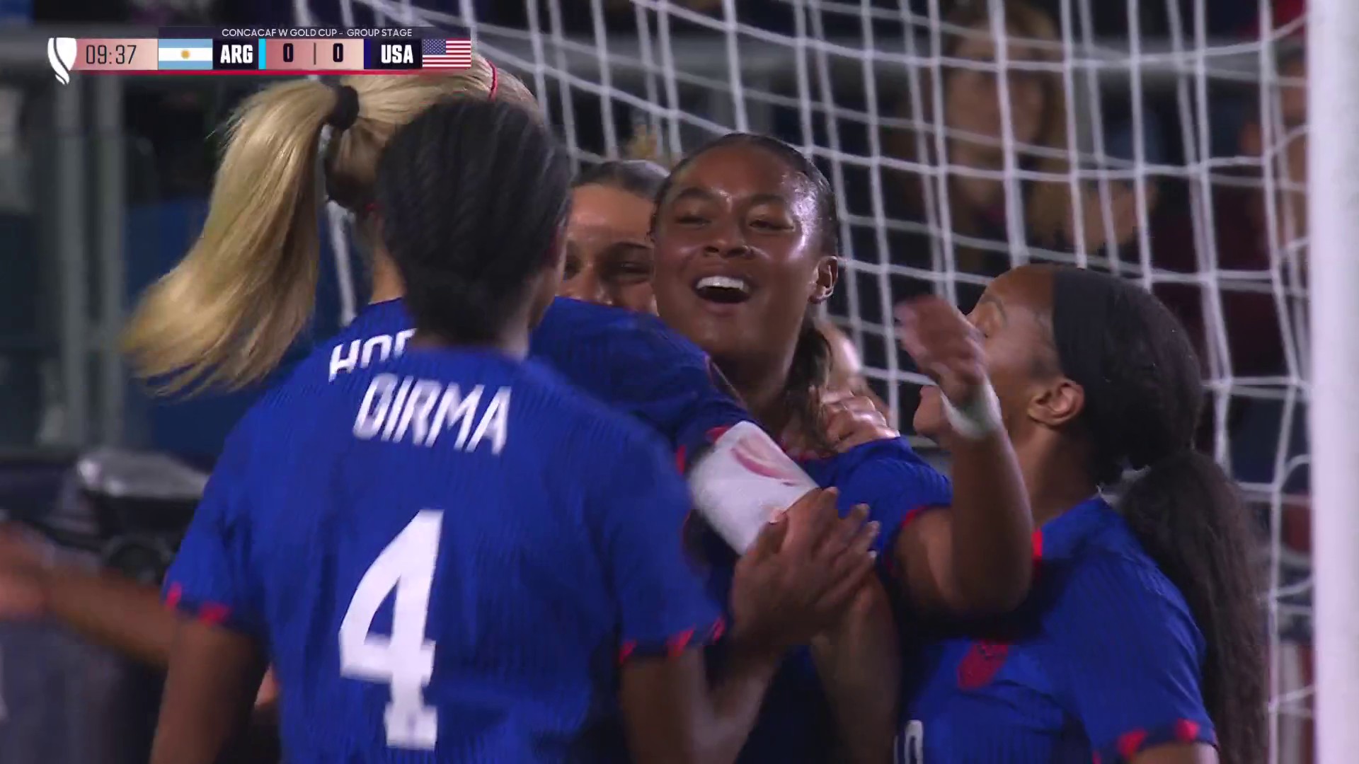 Shaw strikes first and the USWNT lead early!