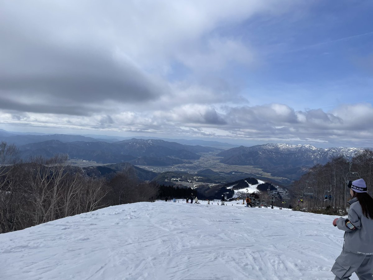 tanashiryo's tweet photo. 絶景！#ジャム勝山　#スノボ　#福井県 https://t.co/tfXiDEqd8Z