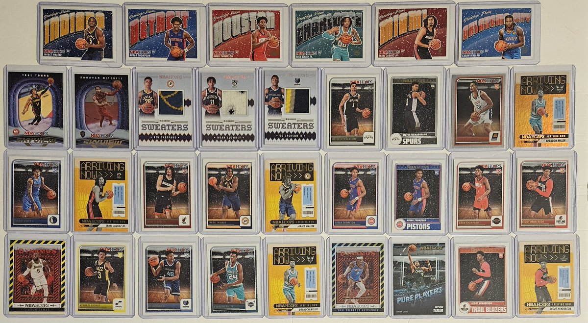 3bangerbreaks's tweet photo. Some of the #Hits from the 2023-24 #Panini #NBA #Hoops #Basketball #Winter #Exclusive #Blaster #Box #Break
#TBBCrew #TBBCrewElite #TBBDraft #VictorWembanyama #BenSheppard #GGJacksonII #NoahClowney #Rookie #Sweaters #DereckLivelyII #ThompsonTwins #KeyonteGeorge #JaimeJaquezJr https://t.co/cGtmUAyzBG