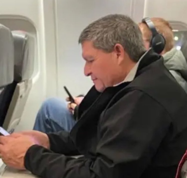 RoeCloudRolls's tweet image. #GeraldGrayJr this is to you. 
#LittleShell #FakeChairman