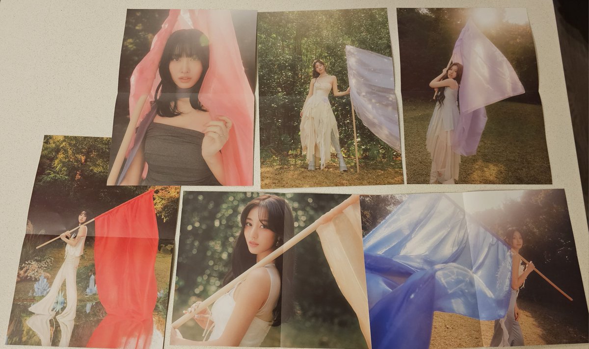 sqkpop's tweet photo. [🇺🇸 USA Sale] TWICE 13th Mini Album "With YOU-th" Photocards and Inclusions 

https://t.co/GZCaI0dwpC https://t.co/qYYkvx4X1Z