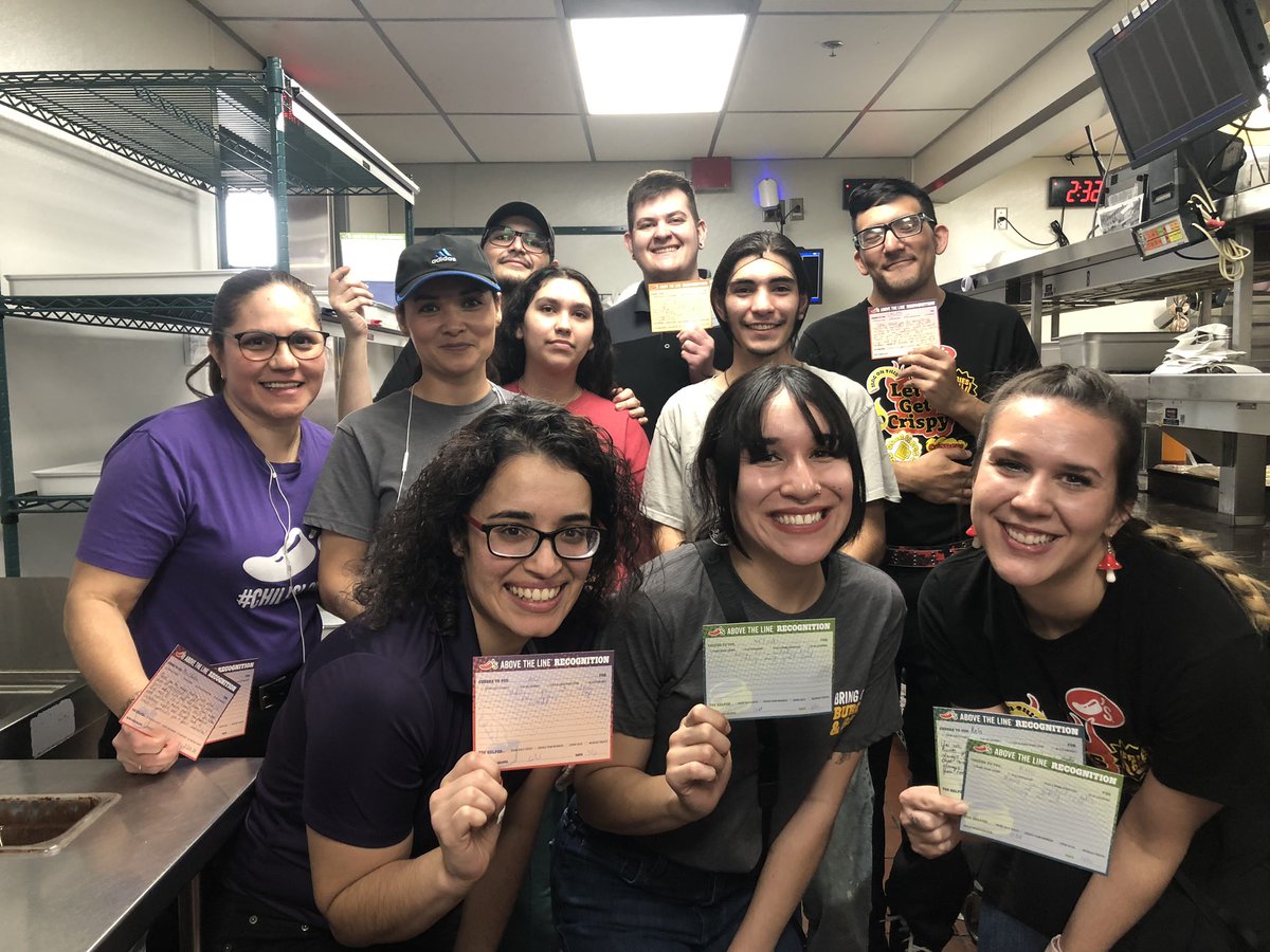 What a nice day spent with Las Estancias Chiliheads! Connor aced his AM validation and so many peer to peer ATL’s! Can’t wait to see him continue to #chilisgrow! @JBarraza6 @giselleh26 @TobyBarela #chilis #chilislove #chilisjobs