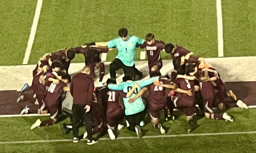 Great Night to be Lions. JV and Varsity defeated both Lancaster teams. Thank you to all of Lions Fans who showed up to support our teams. Looking forward to seeing everyone next Friday, March 1st Senior Night 2024.