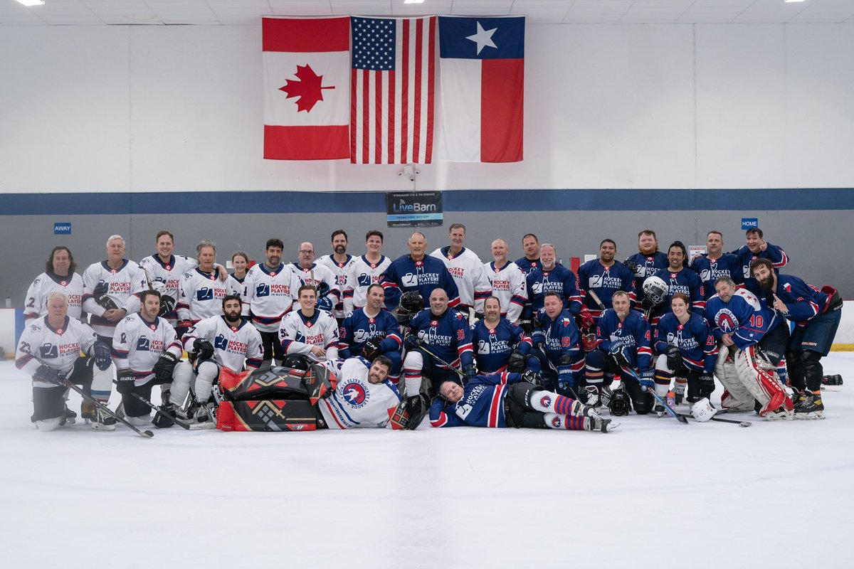 HoustonHPIB's tweet photo. We had a little fun with a pick up game with Morris Lukowich tonight to kick off @HockeyDayInHTX 

#houstonisahockeytown
#hockeydayinhouston

See you to tomorrow at @SaintArnold https://t.co/kL63iLFvoa