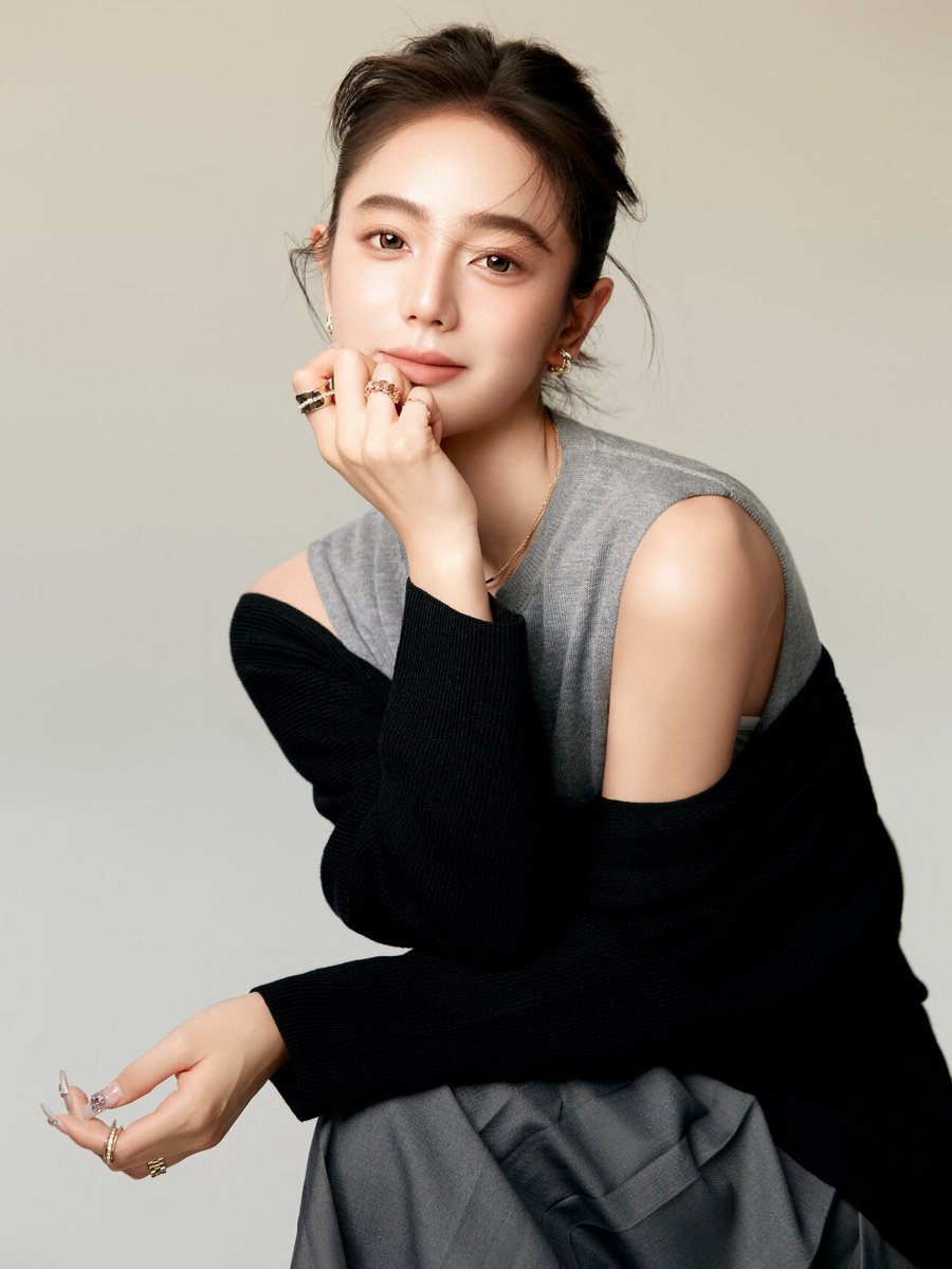 气质如兰，优雅自来😇。不随波逐流，只做最真实的自己💖。 https://t.co/NSQHF77GZW