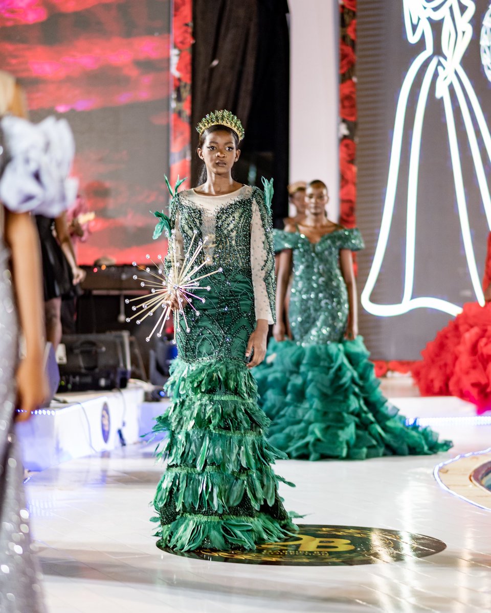 Crystal Models Africa π (@crystalmodelsug) on Twitter photo LOVE AT THE SKYZ
Our beautiful Gloria Katwere showcasing for Gabriel Ba Collection.
#crystalmodelsafrica #cmagirls #cmacrystals LOVE AT THE SKYZ
Our beautiful Gloria Katwere showcasing for Gabriel Ba Collection.
#crystalmodelsafrica #cmagirls #cmacrystals