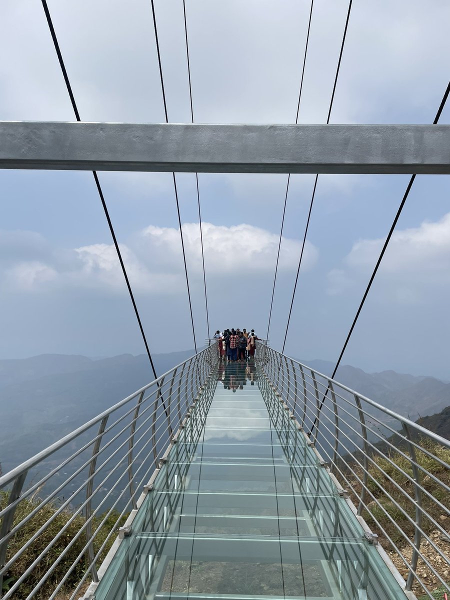 haage_summane's tweet photo. When your organization graciously covers the expenses for a team outing, it's the perfect opportunity to unwind and bond with your office team of 33 colleagues..
The resort spans across 217 acres.
#Team_Outing https://t.co/RwHypobUoU