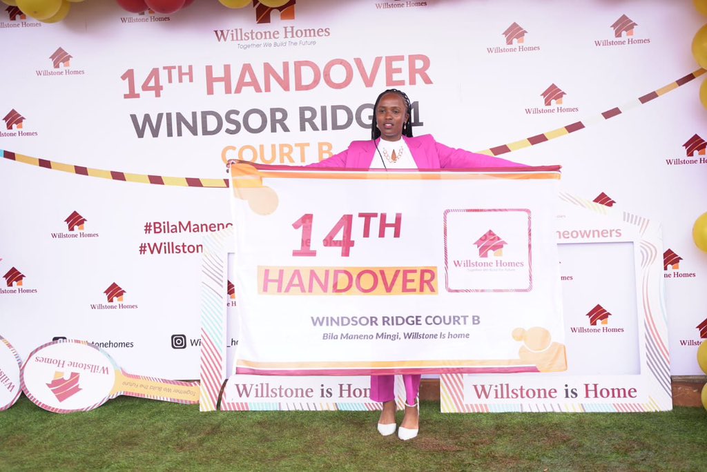 WillstoneHomes's tweet photo. The entire Willstone Homes team is at Windsor Ridge Court B for a handover that is happening today 24th Feb 2024!

#willstonedelivers
#65newhomeowners
#14thhandover https://t.co/bcwpdoQPXe