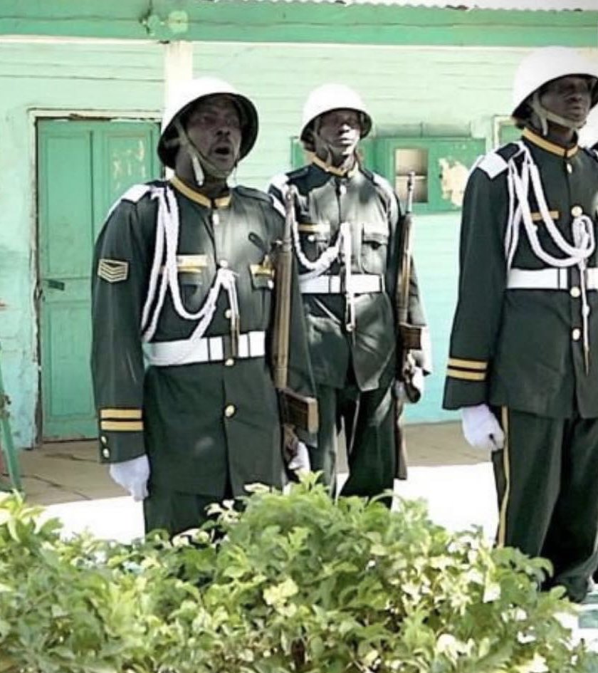 #البرهان يزور معسكر التدريب القتالي باللواء 41 مشاة في كسلا لقوات حركة العدل والمساواة جناح جبريل إبراهيم