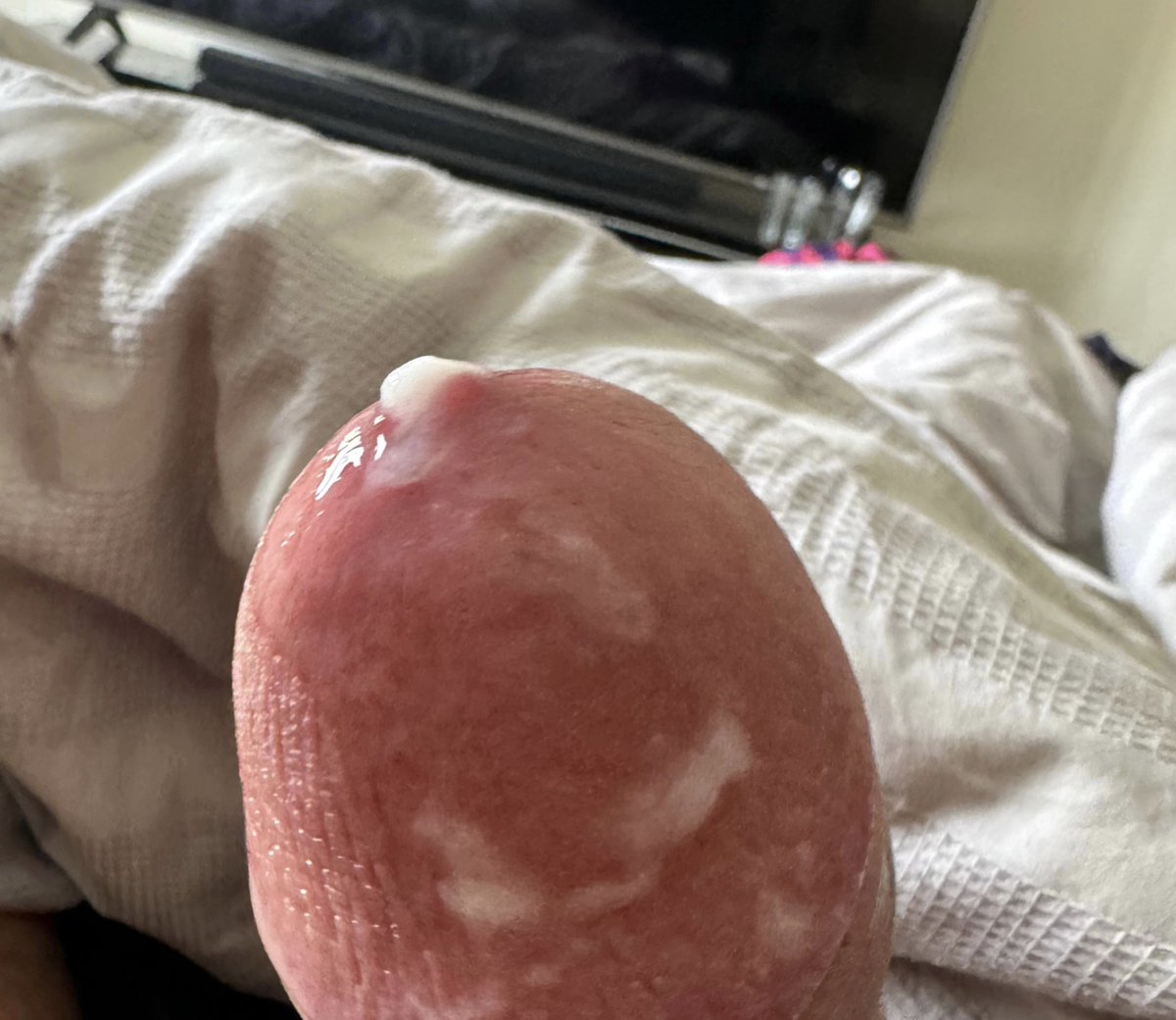 chrispawley8787's tweet photo. Who wants some morning milk? 

Quien quiere leche?

#cum #leche #wank #gay #man #gayman #sex #sperm #milk #gaymilk #seman https://t.co/uaai5niljZ