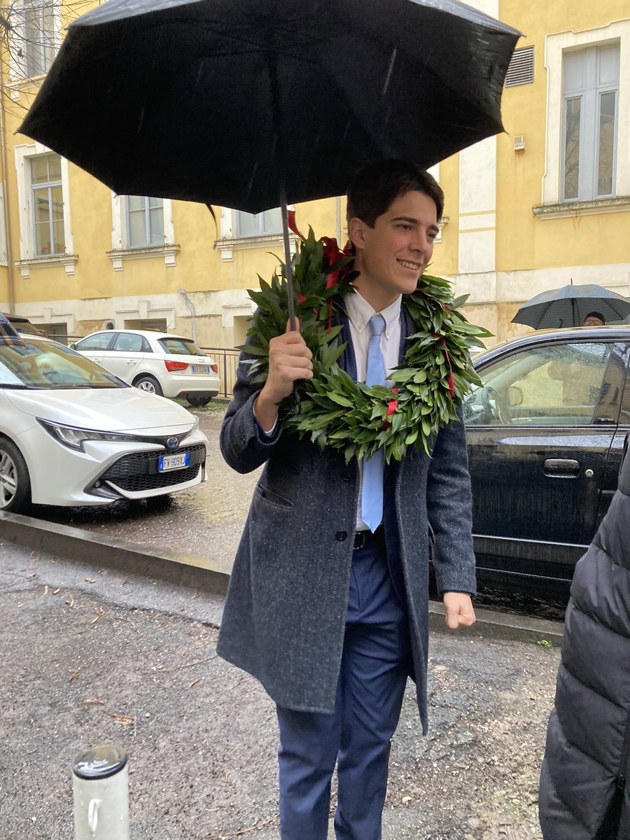 Ieri a Padova pioveva, sicuramente è stata la legge del contrappasso per tutte le volte che l’ho invocata mentre facevo il bagnino. Per il resto è stata una giornata bellissima