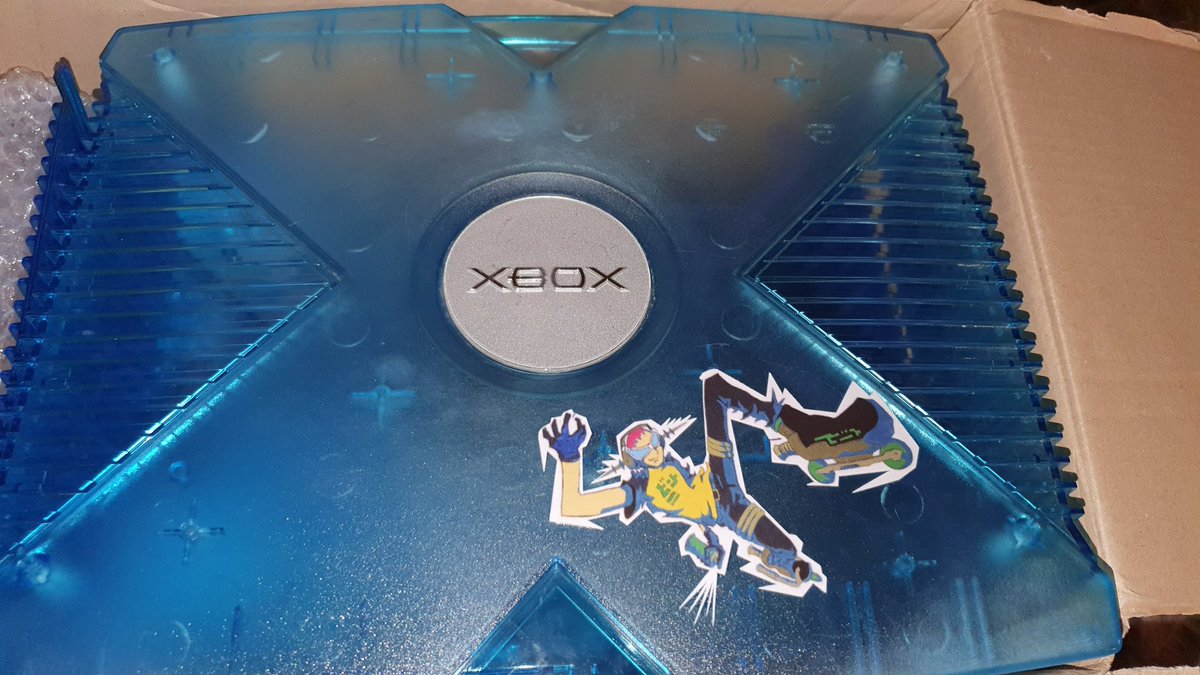 Had a couple of #Xbox lids UV printed with the JSRF character. Will be adding both SEGA and JSRF logo's as well soon.

Should look pretty sweet once buttoned up.