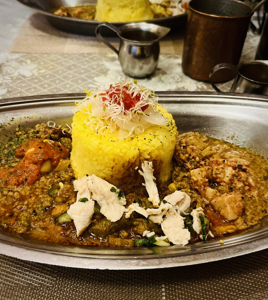 maki_ptg's tweet photo. makiちゃんお気に入り🧚‍♂️
スパイスカレーカレーコレクション👳🍛✨

...毛穴開く感覚が好きやねん😆w

#スパイスカレーは薬膳料理
#きっと美容にも良きなはず
#美味しいスパイスカレー探し中 https://t.co/yqT4hqiif5