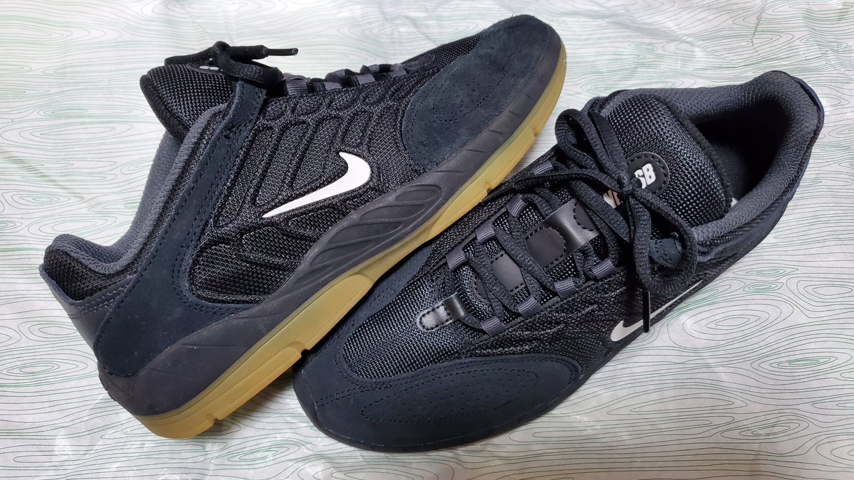 nuko_oy55's tweet photo. せっかくのBirthdayクーポンを無駄にしたくないので、仕事用に
✨SB Vertebrae✨
#NIKE https://t.co/Gv9xNo0GRC