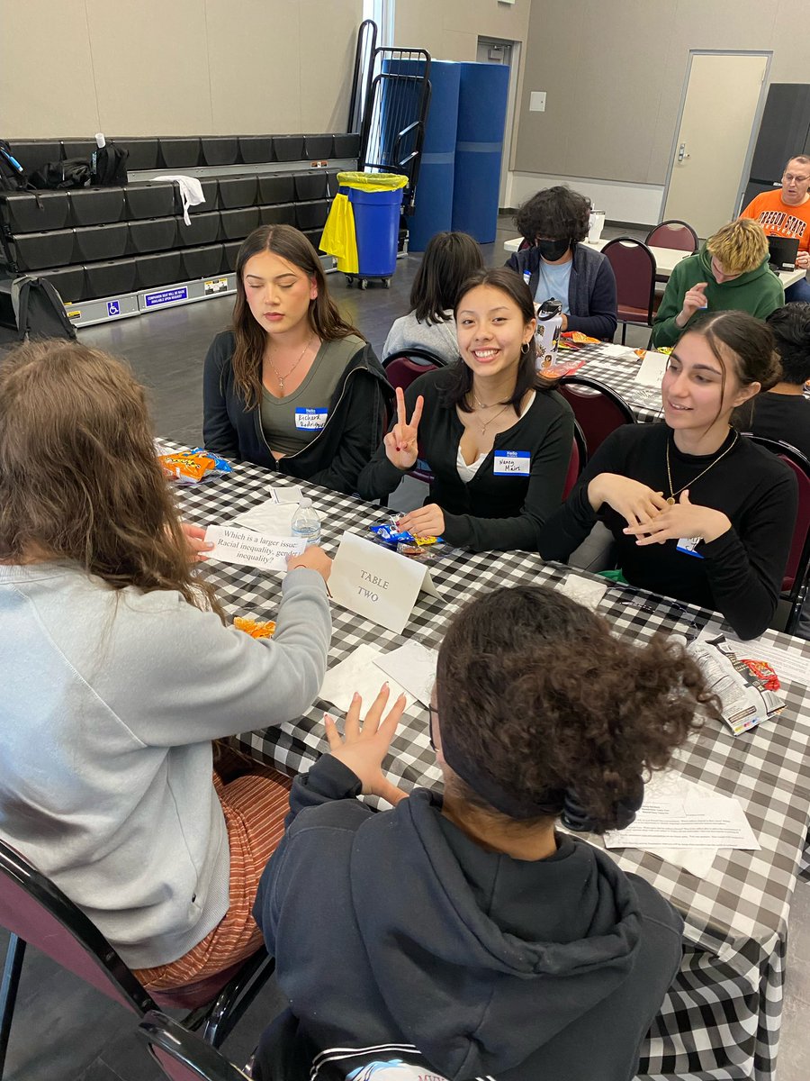 MsMcMurrin's tweet photo. Ms. Caruso’s students engaged in deep conversation during today’s “synthesis dinner party” as they channeled various authors and discussed their perspectives on the different texts and topics they’re studying.  @GrantCPDAMagnet https://t.co/AaUat84YrI