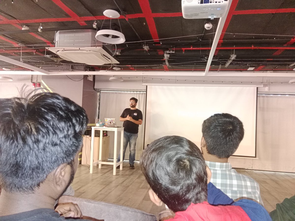 harshal_honde21's tweet image. #FlutterNagpur #FlutterPulse

Great knowledge of web_rtc by Aditya Thakur from 100ms