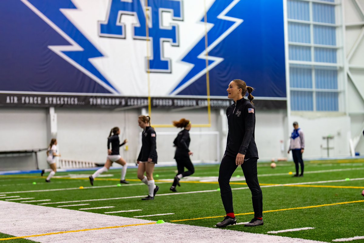 Spring evenings in the HAC 🤩 Thanks to all those who came out to support tonight as we tied CU 1-1 in our first spring match.  

📸 <a href="/thisoldsong/">Smith</a>